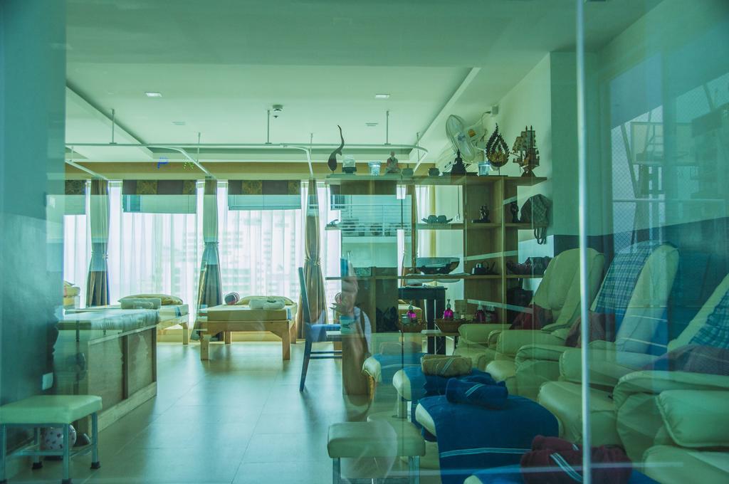 Cosy Beach View Condominium Патая Екстериор снимка