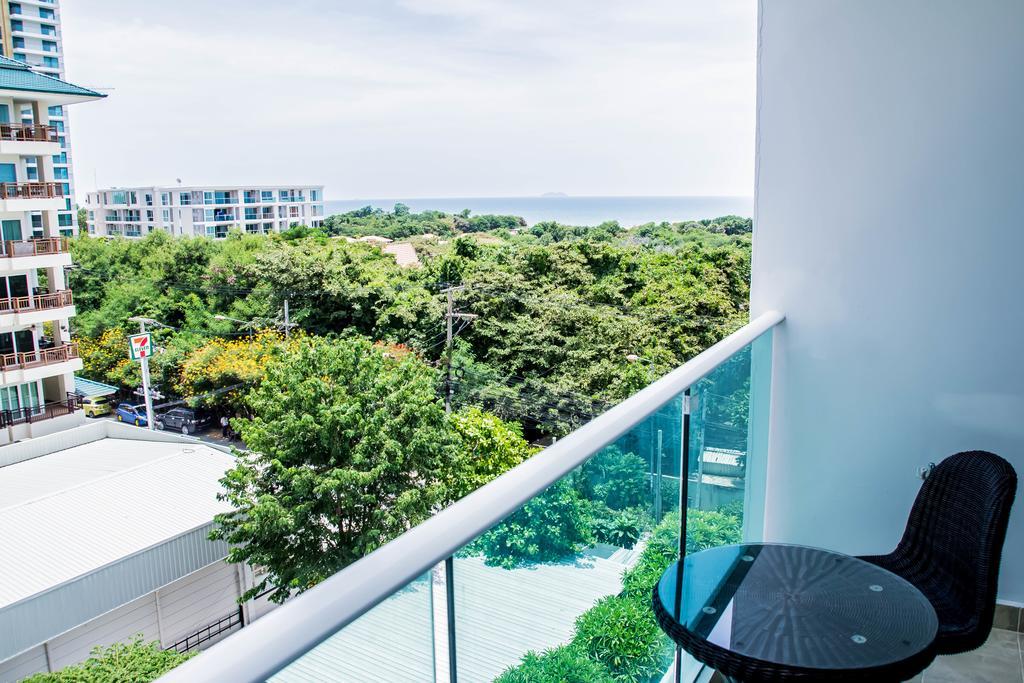 Cosy Beach View Condominium Патая Екстериор снимка